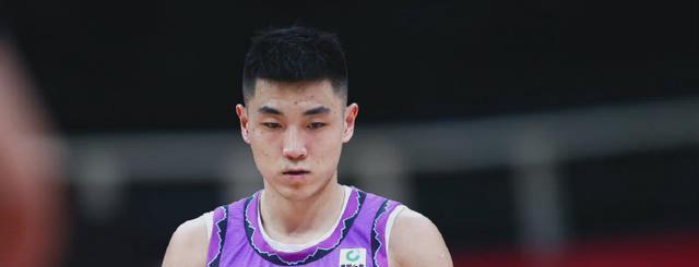 巩晓彬|高诗岩和一家公司签约，广东退出超级联赛，巩晓彬迎来喜讯