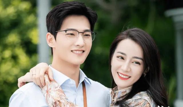 迪丽热巴|网曝杨洋热巴合体常驻某综艺,时隔2年,“荣耀夫妇”再度合体?