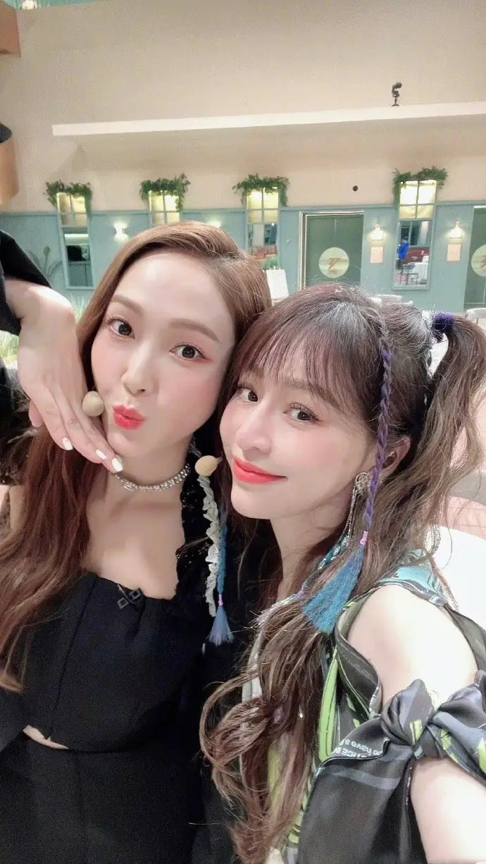 陈小春|《披哥2》吴克群组卫冕，陈小春组的淡定，却给节目暗留隐患