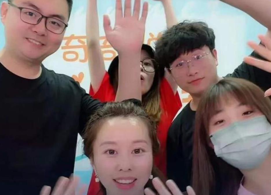 刘亦菲|离谱！姚策堂嫂称老杜想要姚威离婚，称疏远老杜是因为田静使坏？