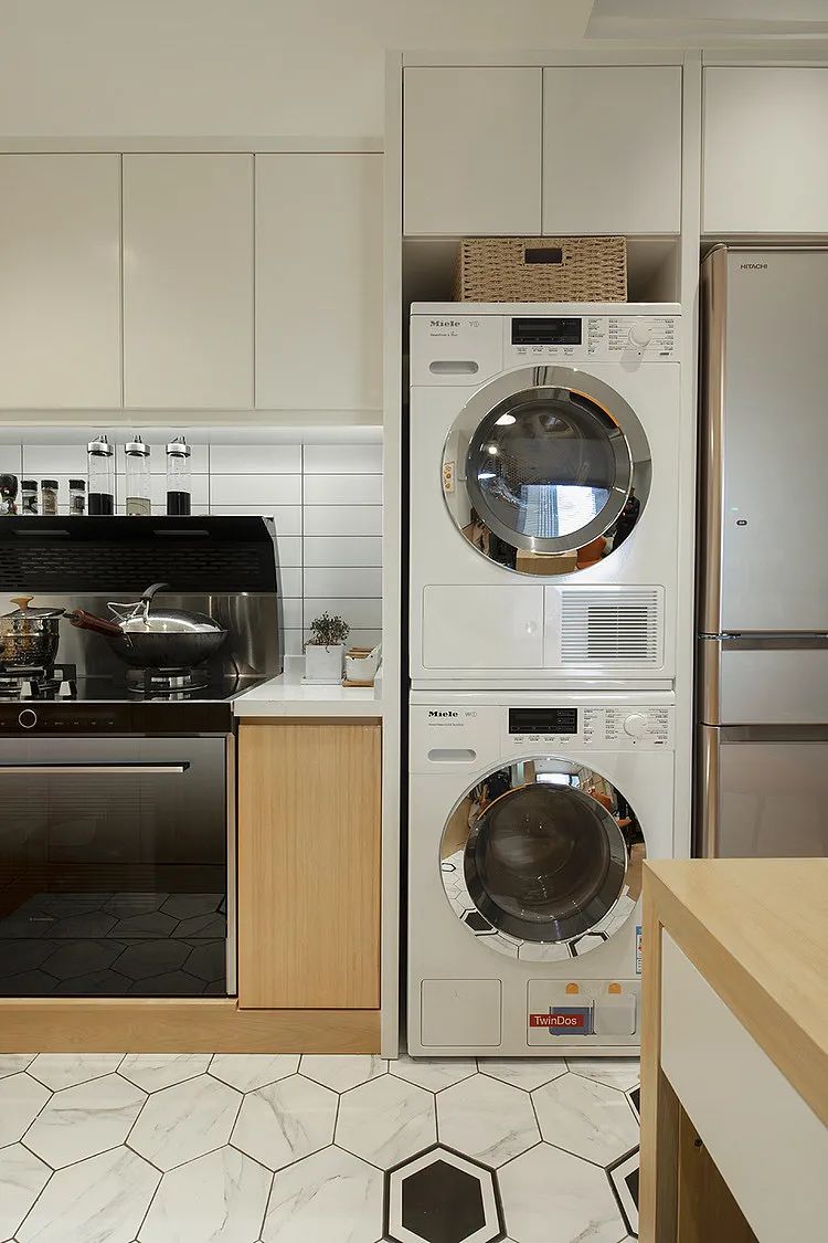 60m2小户型,日式风格+无主灯设计,几乎把小空间的利用率发挥到了极致