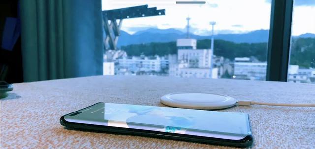 华为|上市15个月仍封神，Mate40Pro还值得买吗？4个明显的优缺点望周知