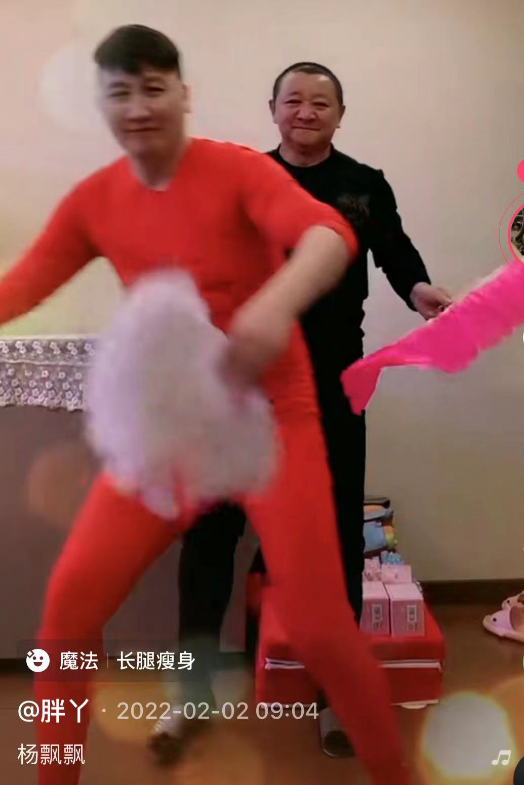 抽脂 赵本山徒弟胖丫抽脂减肥10余天后全身出镜,瘦身明显变化大