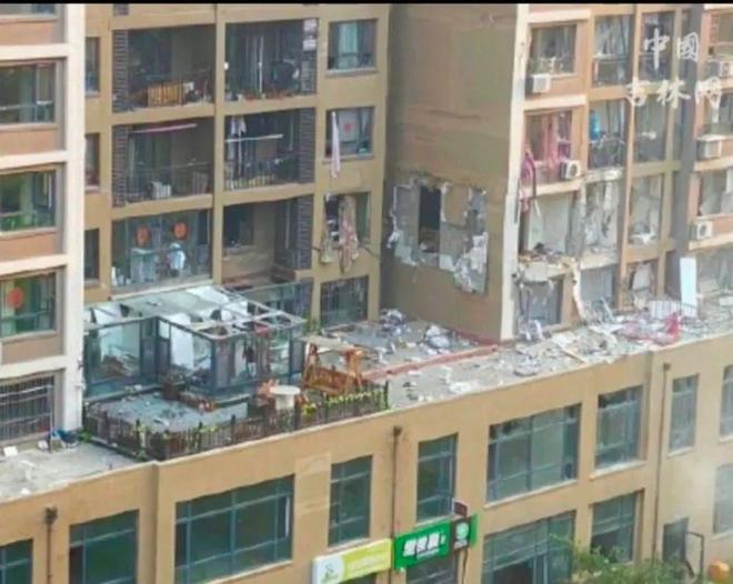 丈夫一通赌气操作,妻子当场殒命,监控拍下令人后怕的画面