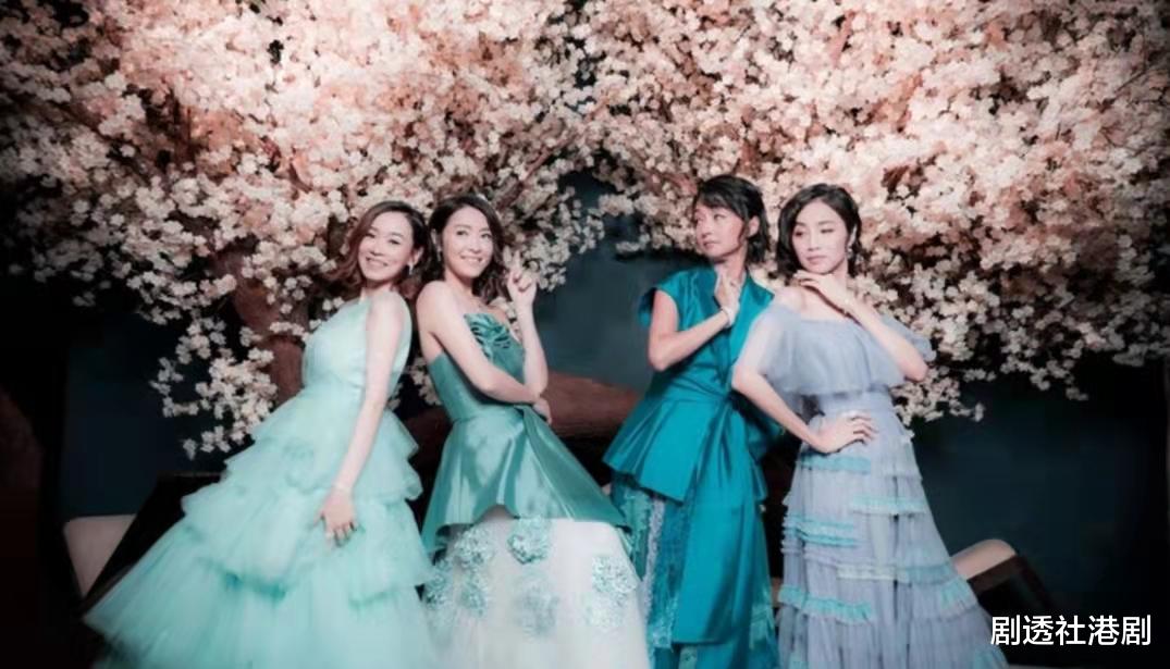 李绮红|已淡出娱乐圈近10年，52岁前知名港姐近况曝光，脸上斑点尽显老态