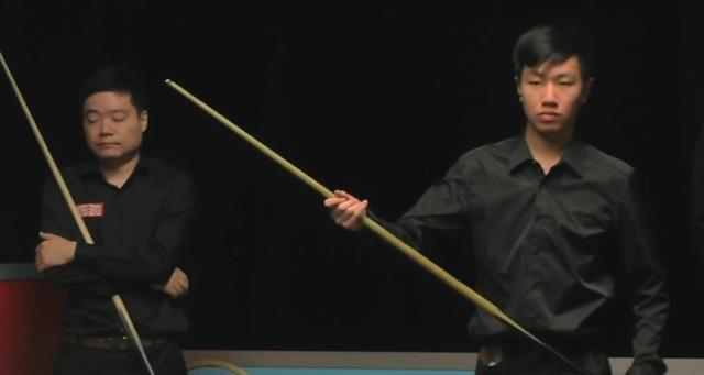 |中国斯诺克小将迎来18岁生日,后备力量充足,新赛季冲刺好成绩!