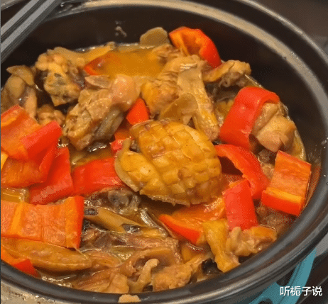 豪宅|陈佩斯外甥女，一日三餐吃得很精致，住顶级豪宅，开豪车练高尔夫