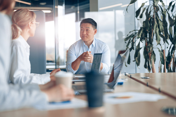 戚薇|职场人该如何克服自己的困难