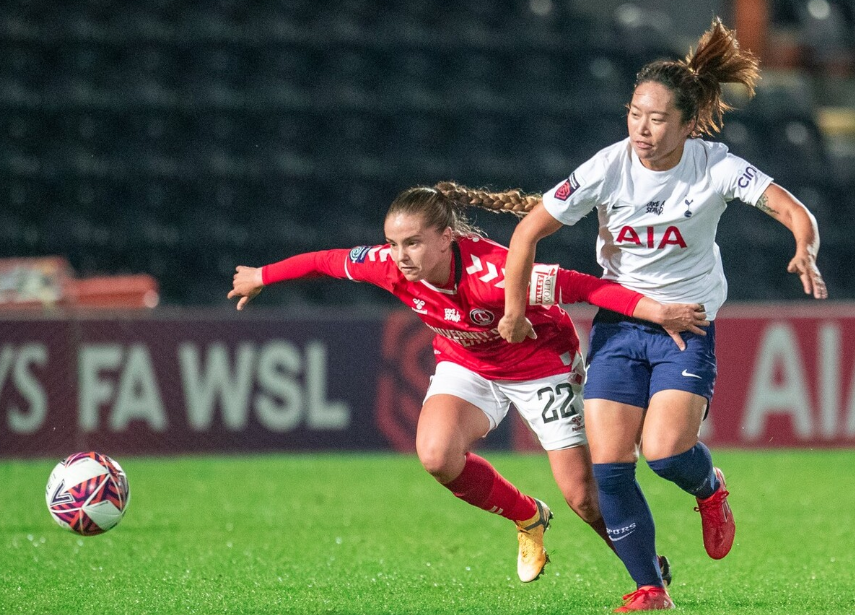 英超|1-1到0-1！三线无缘冠军，唐佳丽立足英超，助保级队大逆袭：争前3