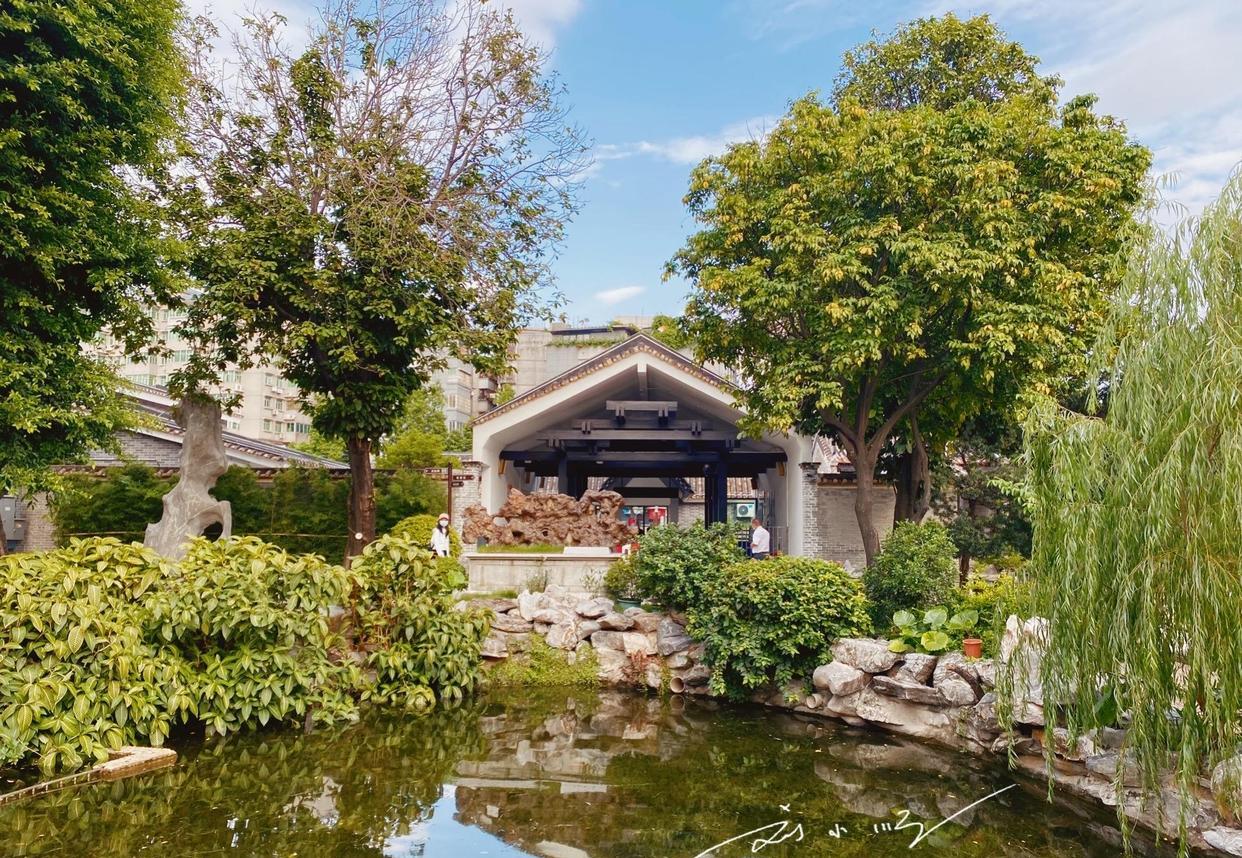 内蒙古|广东省佛山市有一处著名的“岭南园林”，就在市中心，游客还不多