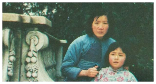 曹翠芬|配角专业户曹翠芬:与演员谭天谦恩爱56年,膝下无子成遗憾