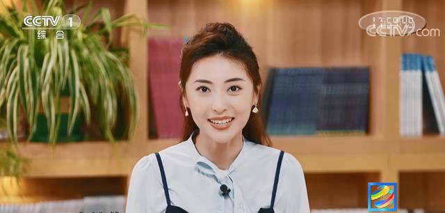 央视|张舒越:后来居上成门面,已迅速成长为央视1套2个固定节目主持人
