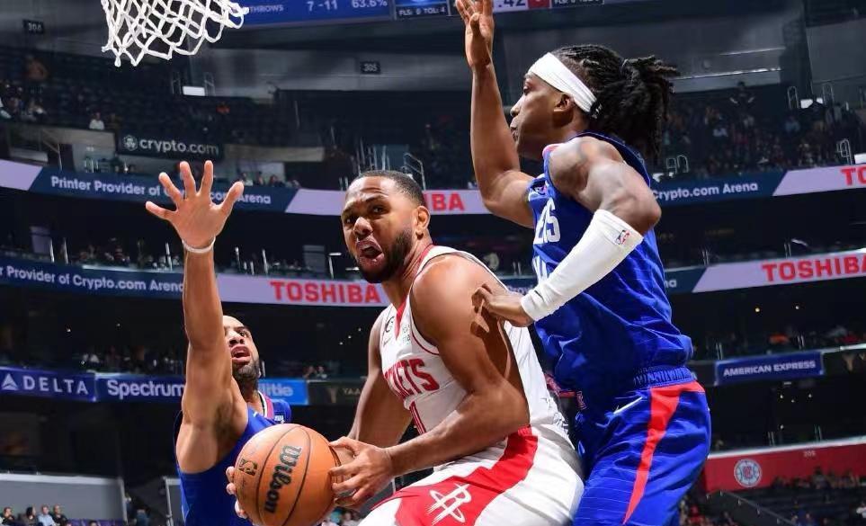 斯通心仪10号新秀！火箭、奇才酝酿1换2交易，戴维斯空降休斯顿？