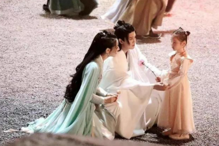 白梦妍|任嘉伦白鹿到底多受观众喜爱?刚拍新剧就有了下一部计划了