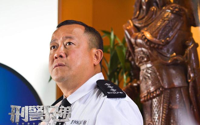 曾志伟|1989,曾志伟拍戏“假戏真做”,余倩雯退圈大骂:他是畜生