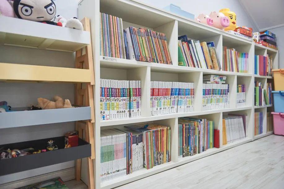 谁说120㎡顶复式不好住？就冲他家露台+二楼游戏室，比豪宅都香！