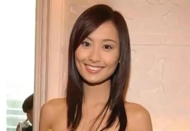 陈法拉|放弃豪门二婚嫁外交官 被嘲弃妇的陈法拉是如何靠自己走上巅峰的?