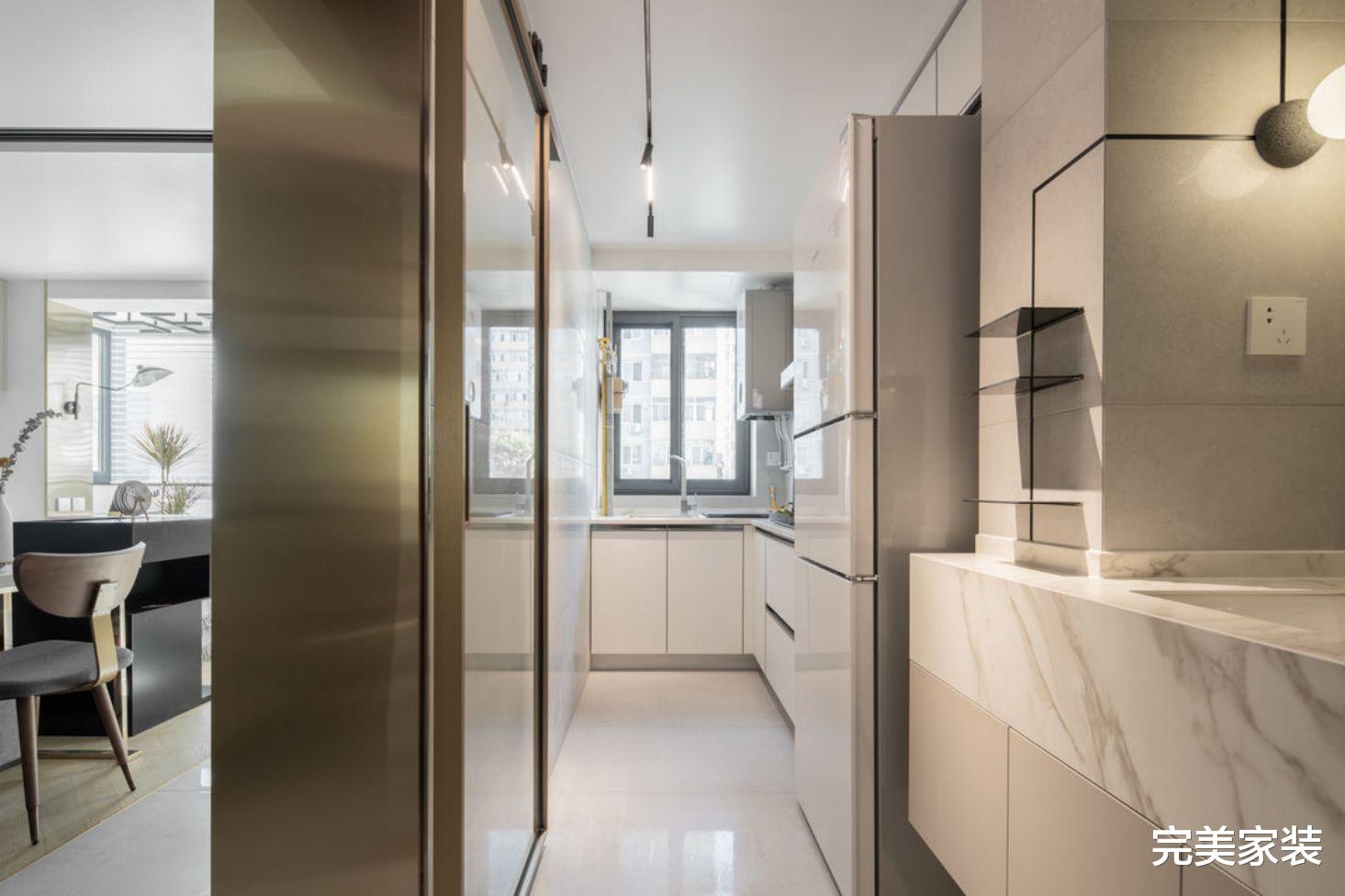 45岁独居大叔打造暖暖的家,实现40㎡的精致生活,这才叫趣味