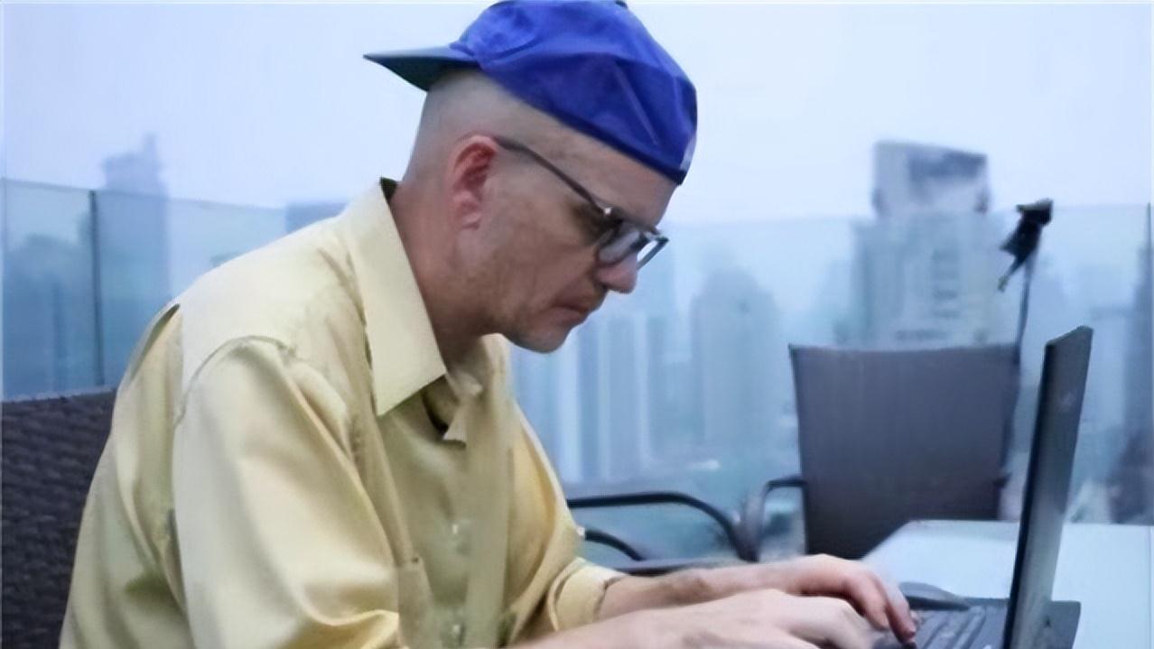 一科学家被美国“抛弃”,毅然来到中国,并为中国带来顶级技术