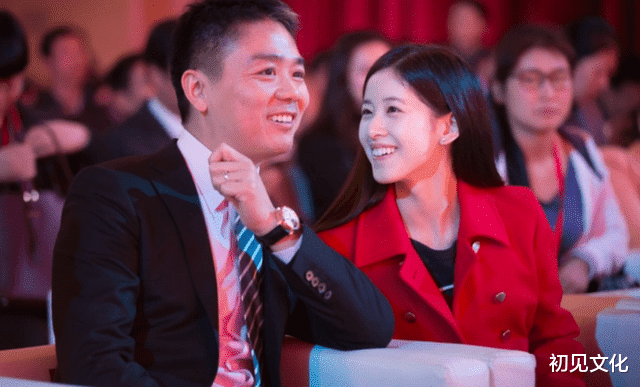 刘强东|刘强东刘婧尧和解内幕曝光！女方索赔金额高达7亿，律师能抽成40%