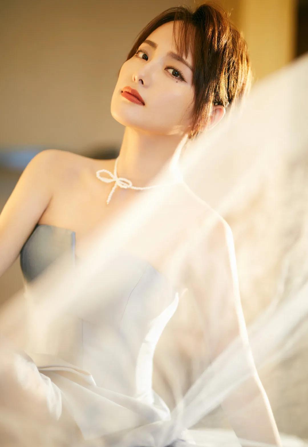 张嘉倪|张嘉倪：骚气十足！