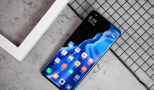 小米科技|小米11和小米11青春版区别看了你就知道差距有多大