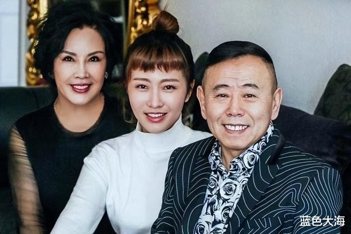 张末|父亲是歪瓜裂枣,女儿却貌美如花?这10位星二代的长相好奇妙