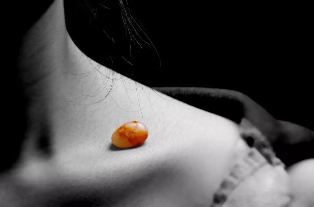 和田玉籽料|玩“残玉”，你胆子真大！