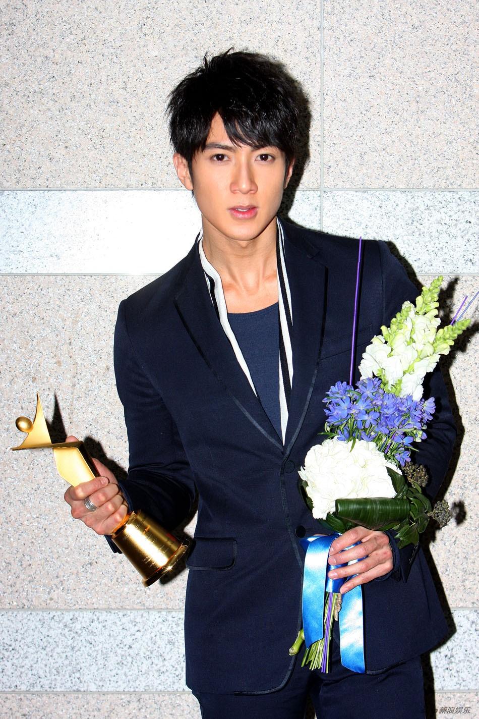 吴尊|吴尊，终究为自己的“撒谎成性”付出了代价。