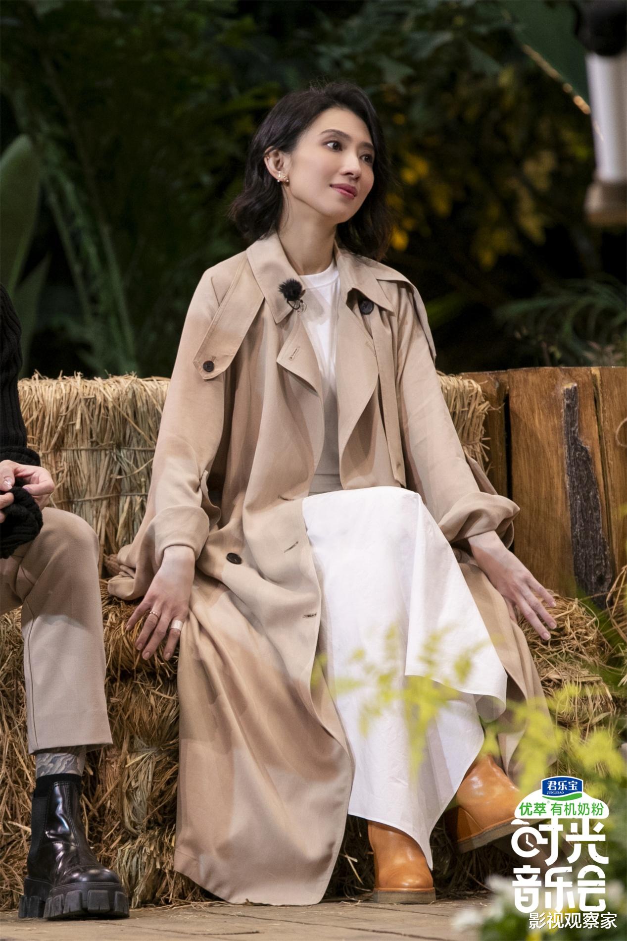 时光音乐会|太会玩！本期《时光音乐会》表演形式大不同，KTV点歌唱出人生故事