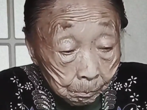 李玉成晒85岁马玉琴吃饭视频，直言吃一顿少一顿，网友：快没了？