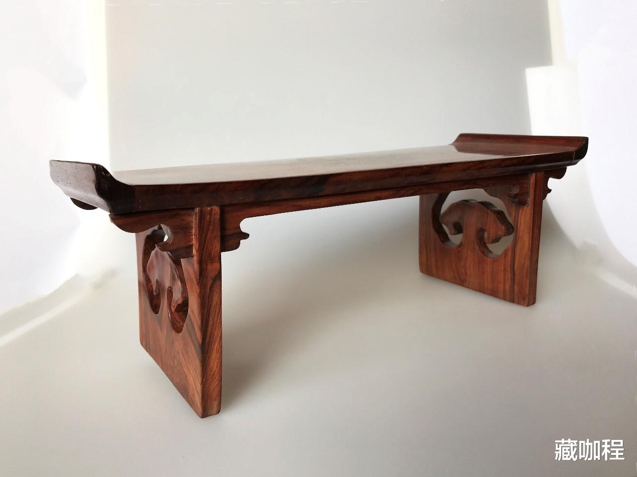 |费工比费料更难得，黄花梨灵芝纹翘头案小器大做
