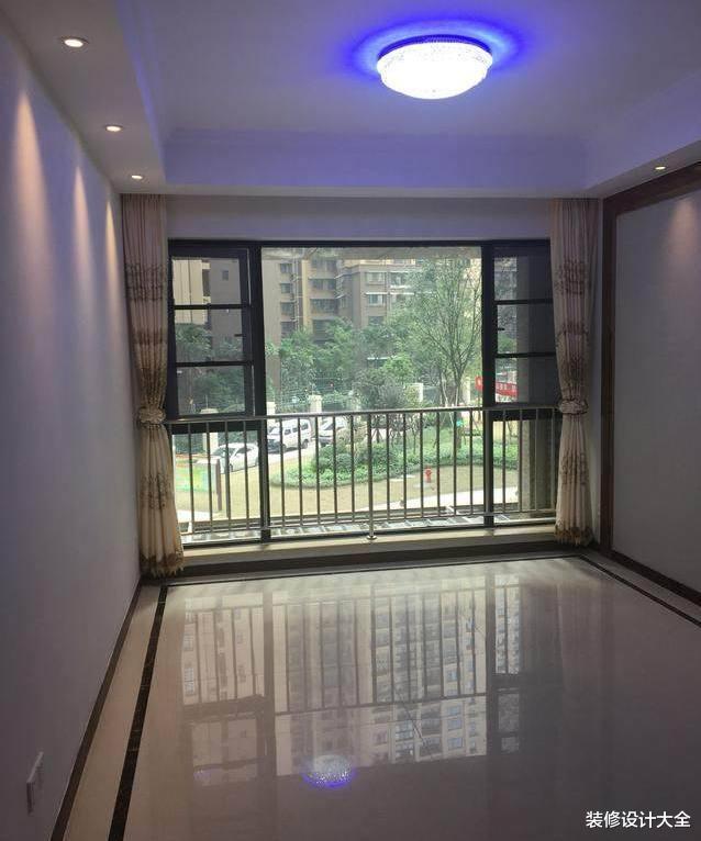 买的精装房终于等到交房了,进门就傻眼!精装房就这样?