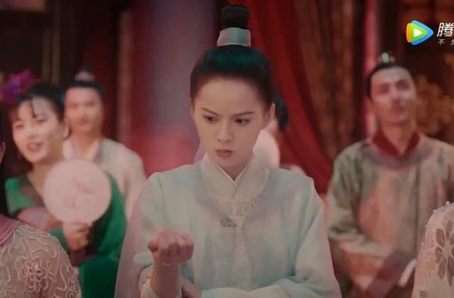 嫣语赋|小成本网剧能有多穷？乔欣徐正溪《嫣语赋》被爆穿二手戏服！