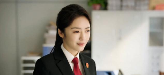 招聘|《底线》叶芯人设引争议,被指法条姐不通人情,你怎么看?