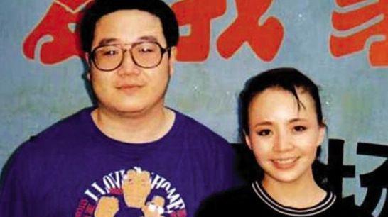 英达|英达引以为傲的百万年薪小儿子，竟是这样？真比不上被抛弃的巴图