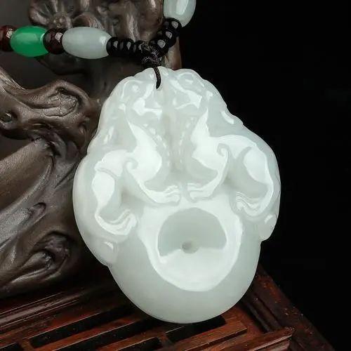 玉雕|千年不败的平安扣，在玉雕师眼里还能这样玩！