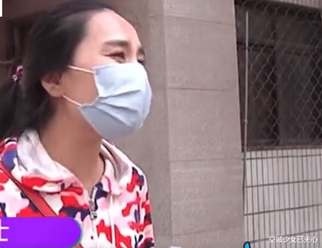 捡漏购买1楼法拍房,入住惹出争房大战,原房主:就怪你花钱了!