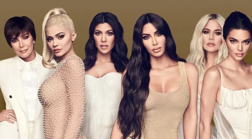 中国超模|撑破礼服的卡戴珊,也没能抢走这位中国超模的风头!真叫人羡慕