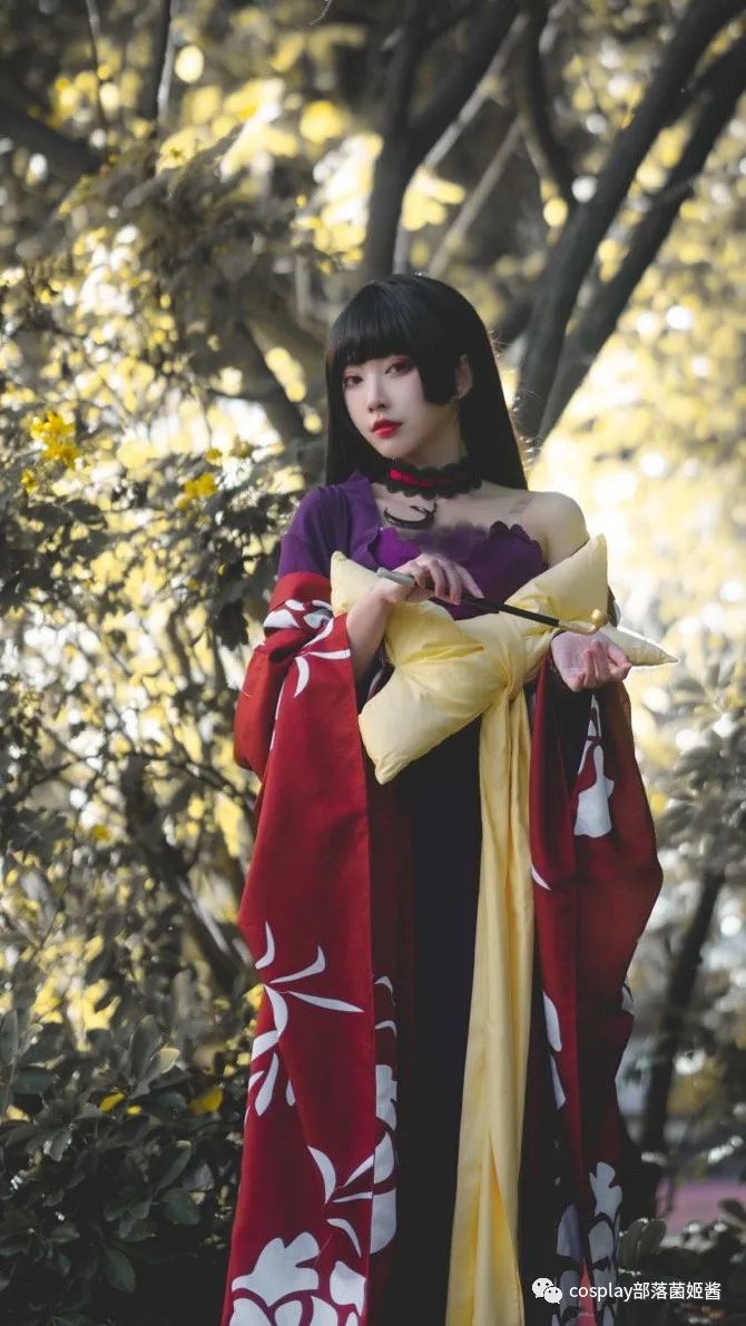 |cos：户外秘境壹原侑子cos正片@宮本桜