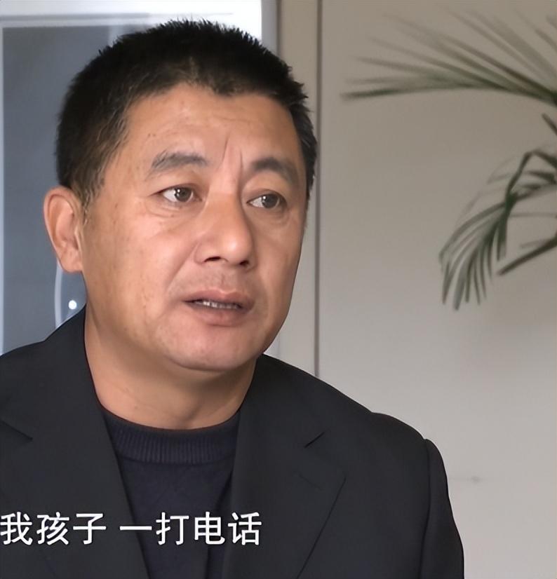 2017年农民上山发现辆小轿车,察觉怪异后报警,牵出桩人命官司