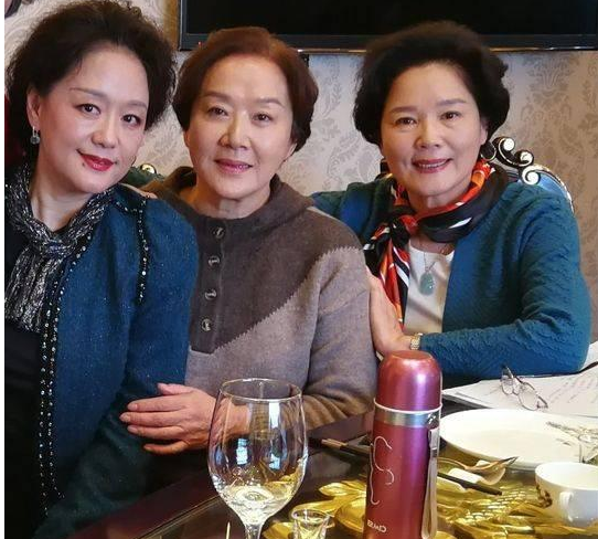 |人生第一部戏出演寡妇，廖学秋因戏和丈夫离心，出轨不原谅成为单身