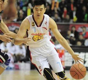 石家庄永昌|王仕鹏当年为什么会因为无力缴纳5万元错过加盟辽宁队？当时什么情况？
