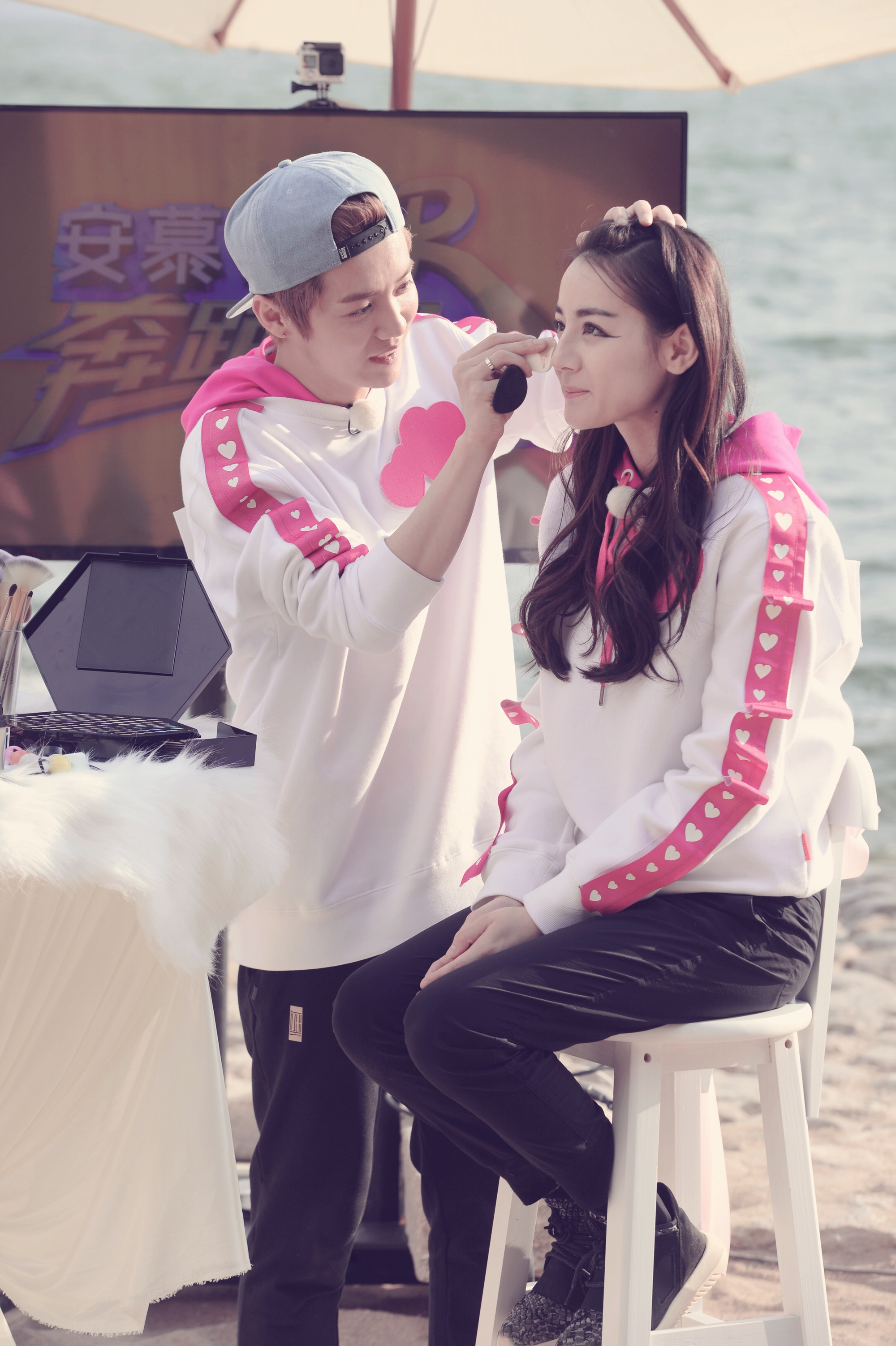 迪丽热巴|鹿晗迪丽热巴对彼此是否真的有感情占卜