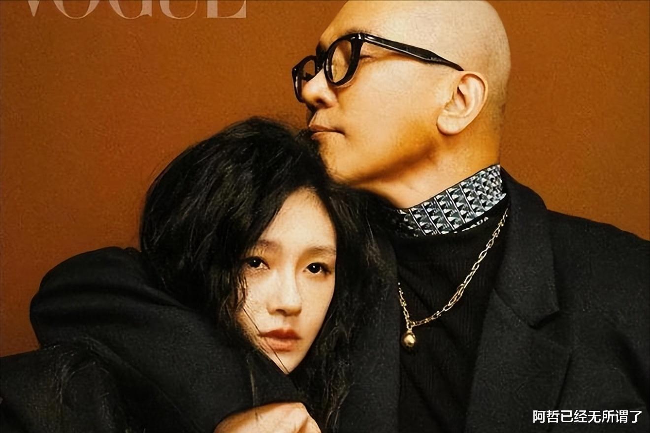 汪小菲|汪小菲直播前一秒说想孩子，下一秒喊快买酸辣粉，吃人血馒头