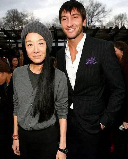 雷萨|“多财多亿”王薇薇：63岁交往27岁鲜肉，富婆的快乐你想象不到