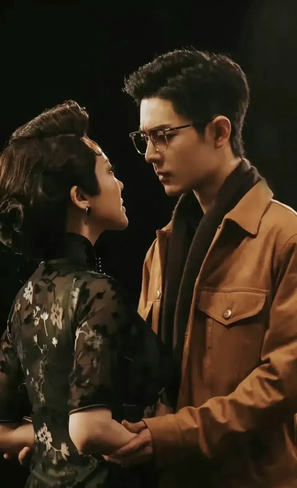 冯小刚|管虎《老炮儿》冯小刚和许晴激情一分钟，许晴曾犹豫要不要拍