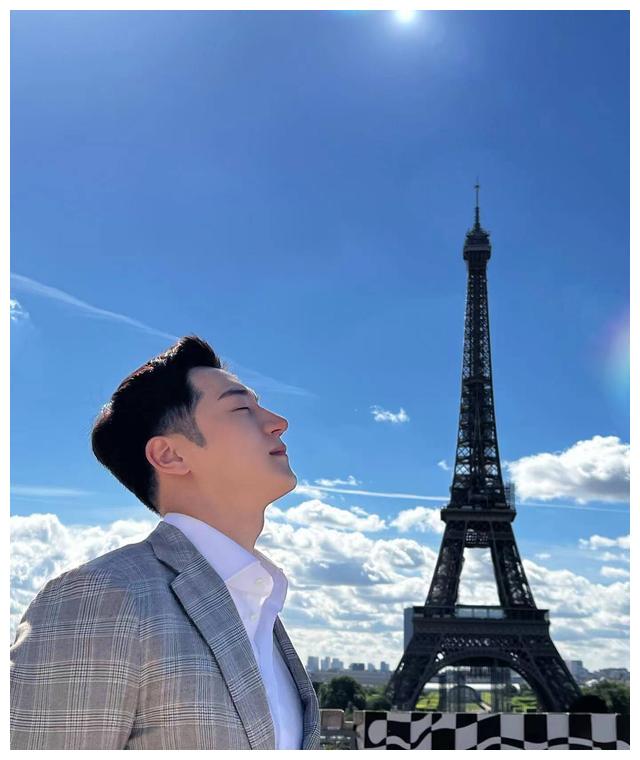 男团|帅气的韩国机长小哥哥，身材一流六块腹肌，曾经还是男团练习生