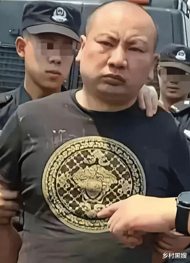 唐山打人男子沈某俊别墅曝光!装修豪华价值不菲,背景不简单