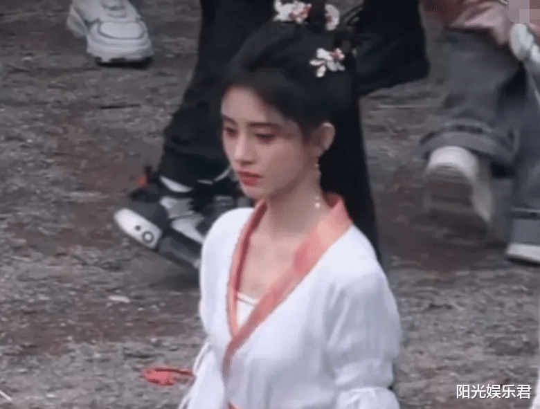 鞠婧祎|鞠婧祎舍弃半永久妆容，出演《仙剑4》被曝路透，这颜值我没看错吧？